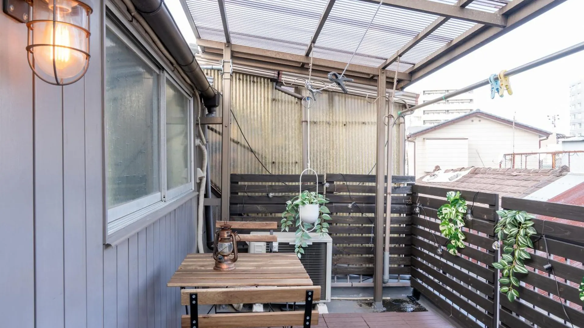 Ｕｓｊ,万博,梅田への交通抜群,ファミリーで安心のguesthouse-泉- Osaka 0*,  Japan